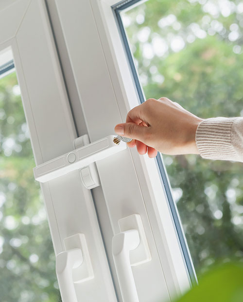 Doppelflügel Fenstersicherung für Kunststoff- und Holzfenster